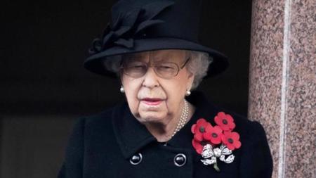 ما سر رسالة الملكة إليزابيث الثانية "السرية" التي أمرت بفتحها بعد  63 عاما؟