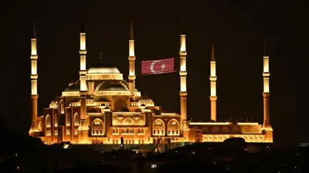 تعرف على مواعيد الإمساك والإفطار في المدن التركية الكبرى
