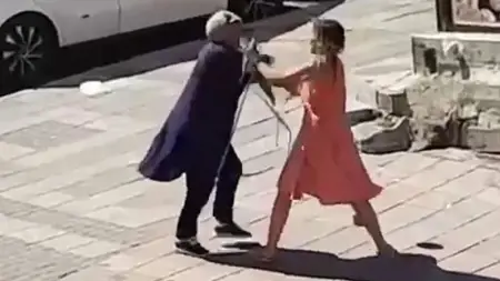 شرطة إسطنبول تقبض على امرأة  هاجمت المارة في إسنيورت