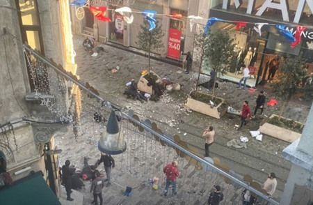 انفجار كبير يهز شارع الاستقلال في تركيا.. وتوقعات بعملية انتحارية 