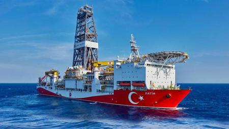 تركيا: انطلاق سفينة "فاتح" للتنقيب عن بئر غاز جديد في البحر الأسود