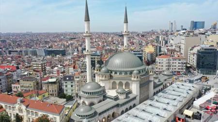 إسطنبول تستعد لافتتاح مسجد تقسيم غدًا