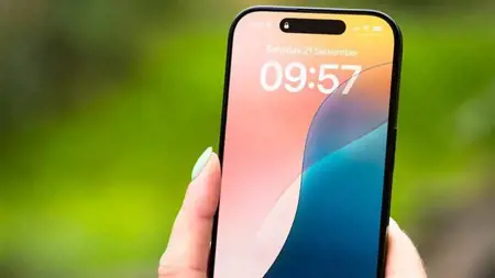 أبل تستعد لرفع أسعار آيفون