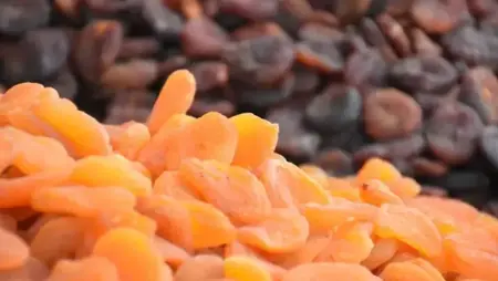 ملاطية تلمع في صادرات المشمش المجفف رغم الزلزال