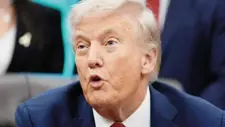 ترامب يتحدّث عن أضرار لحقت ببركة الانعكاس في واشنطن ويعلن توقيف 5 أشخاص