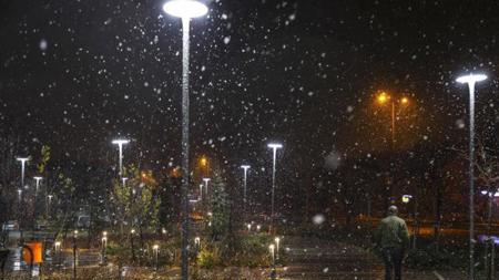 أول تساقط للثلوج في أنقرة لهذا العام