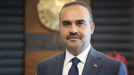 وزير الصناعة يؤكد اهتمام المستثمرين بتركيا آخذ في الارتفاع