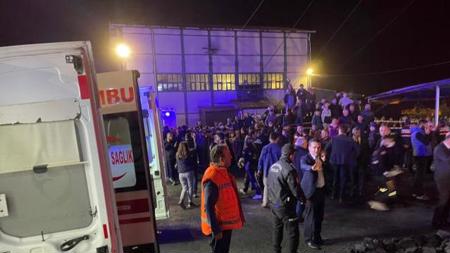 وزير الداخلية التركي يكشف عن عدد القتلى والمصابين جراء انفجار منجم أماسرا