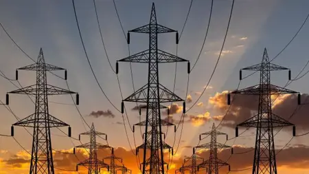 تركيا تعلن استئناف تصدير الكهرباء إلى العراق
