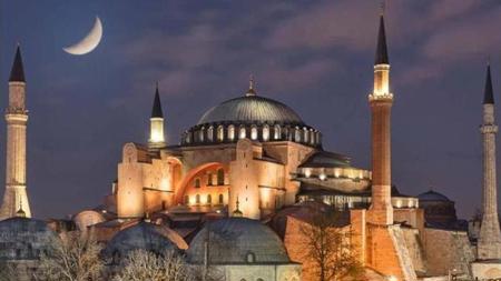 تركيا تطلق موقعًا إلكترونيًا خاص بمسجد آيا صوفيا