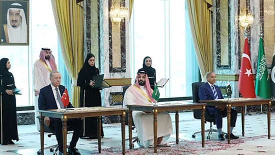 انطلاق أولى قمم اللجنة الاستراتيجية لـ«اتفاقية مكة للدفاع المشترك» في إسطنبول