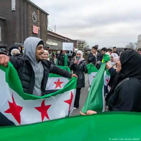 عودة 4 آلاف لاجئ سوري من ألمانيا بعد سقوط نظام الأسد