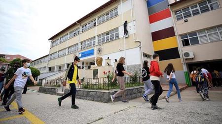 المدارس التركية تفتح أبوابها للطلبة يوم الاثنين