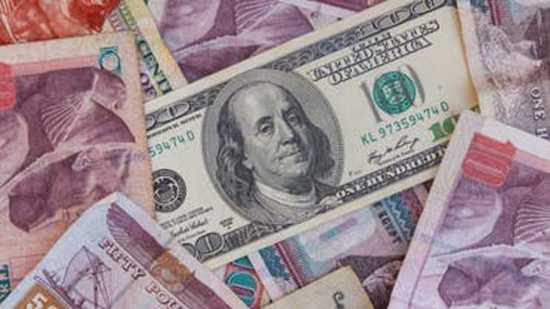 عاجل /ارتفاع قياسي للدولار أمام الجنيه في البنوك المصرية للمرة الأولى