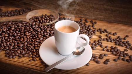 دراسة تكشف تأثير القهوة على أمراض الكبد المزمنة