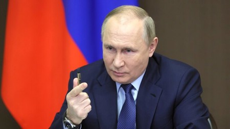 تصريح بوتين عن أداء الإقتصاد العالمي في ظل المتحور الجديد أوميكرون