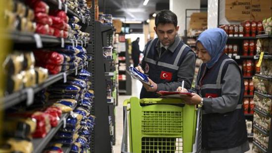 غراماتٌ بقيمة 1.6 مليار ليرة في تفتيش الأغذية التركيّ خلال 8 أشهر