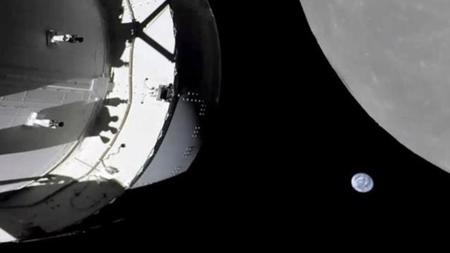 كبسولة الفضاء أوريون التابعة لناسا تصل إلى القمر