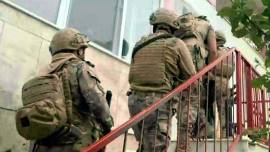 القبض على 41 شخصا شاركوا في احتجاجات غير مرخصة في إزمير