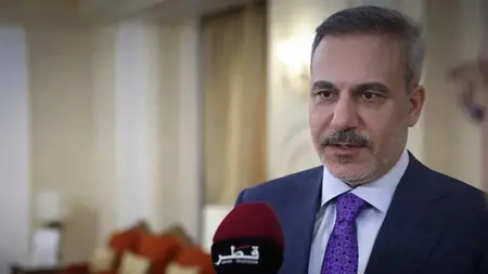 فيدان من الدوحة: تركيا وقطر في تنسيق وثيق.. والحرب الأمريكية-الإيرانية قد تجرّ مشكلات أوسع