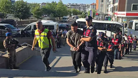 ضبط شبكة رهانات غير قانونية بحجم تداول 1.3 مليار ليرة في عملية أمنية بخمس ولايات تركية