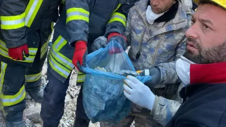 تركيا ..ما مصير المقتنيات الثمينة التي يتم العثور عليها في أنقاض الزلزال؟