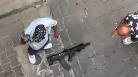 إطلاق نار في وسط شارع بإزمير التركية واعتقال المشتبه بهم