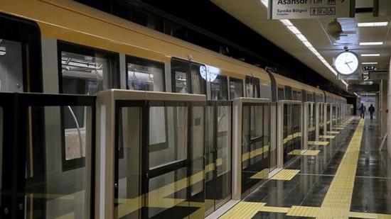 عودة رحلات خط مترو ينيكابي - مطار أتاتورك إلى طبيعتها