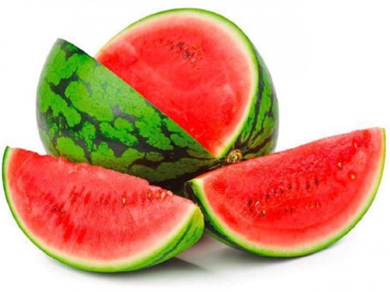 لماذا يعد البطيخ فاكهة الصيف الأمثل بامتياز؟