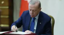 أردوغان يعلن نقل الملايين مجاناً إلى ساحات احتفالات عيد النصر التركي