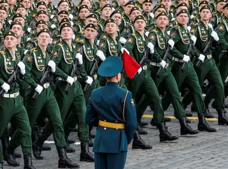 بعد تمرد فاغنر.. بوتين يعلن عن زيادة في رواتب الجيش