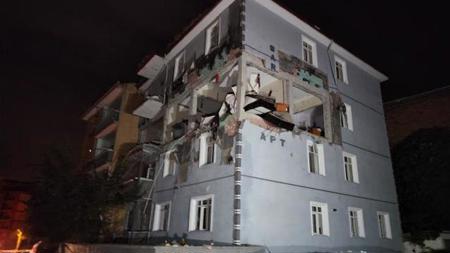 انفجار غاز طبيعي في مبنى بولاية كرابوك شمال تركيا 