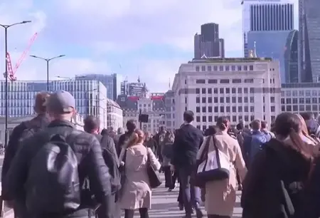 طلبات اللجوء في أوروبا تهبط 17%.. وتراجع لافت في طلبات الأتراك