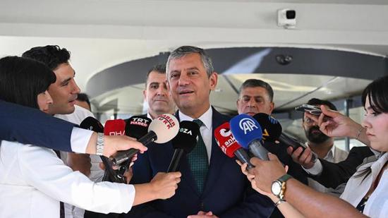 أوزغور أوزال يحدّد الموعد: التأسيس السياسي للحزب الجديد في آب-أيلول