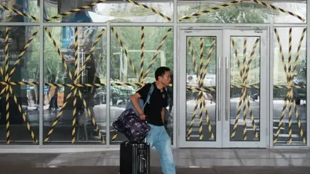إعصار «دولفين» يضرب شرق الصين: إلغاء آلاف الرحلات وإجلاء نحو 99 ألف شخص وإنذار أحمر