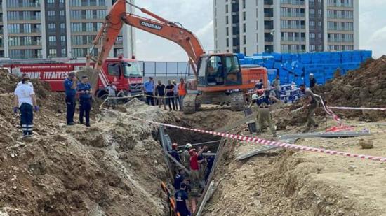 مقتل عامل بناء في حادث انهيار مروع في إسطنبول