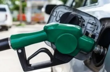 توقعات بانخفاض أسعار الوقود خلال الأيام المقبلة
