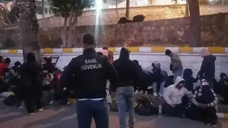 القبض على 15 مهاجراً غير نظامي في أدرنة القبض على 15 مهاجراً غير نظامي في أدرنة