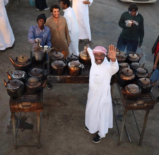 وفاة أشهر بائعي الشاي في الرياض " أبو وليد"