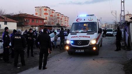 جرحى جراء وقوع شجار مسلح بين عائلتين وسط تركيا 