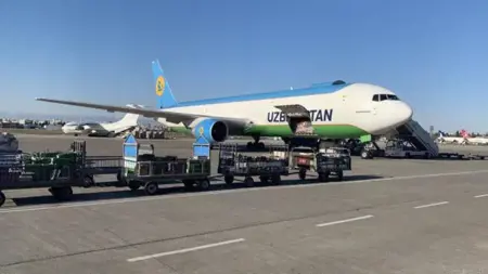 أوزبكستان ترسل 170 طنا من المساعدات الإنسانية إلى ضحايا الزلزال في تركيا