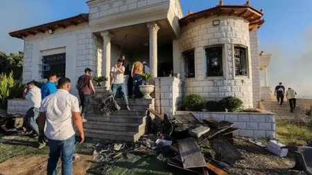 لليوم الثاني عشر.. مستوطنون يحاصرون منازل فلسطينية في قصرة بالضفة الغربية