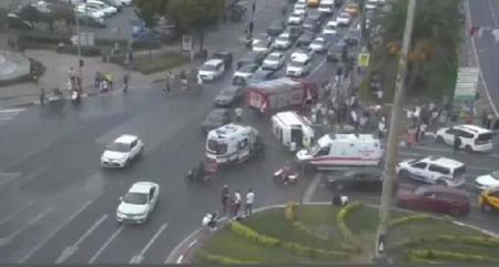 سقوط جرحى في انقلاب سيارة إسعاف بإسطنبول