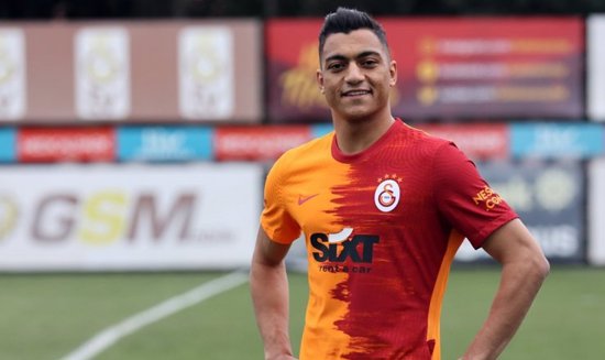 نادي غلاطة سراي التركي يمدد عقد اللاعب المصري مصطفى محمد حتى 2025