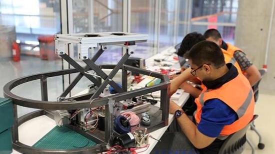 مطابقة بين المدارس المهنية والجامعات لتعزيز التدريب المهني