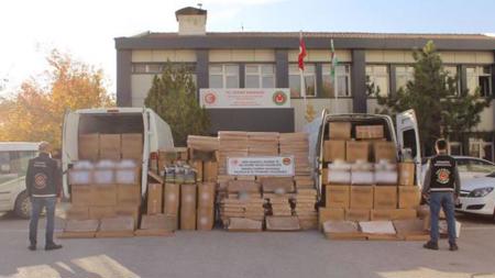 عملية أمنية ضد صانعي السجائر غير الرسمية بالعاصمة أنقرة 