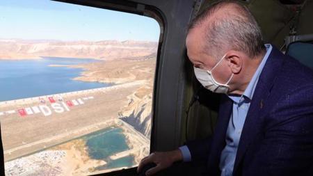 أردوغان خلال مراسم افتتاح سد "إيليصو": السد مهم جدا في أوقات الجفاف