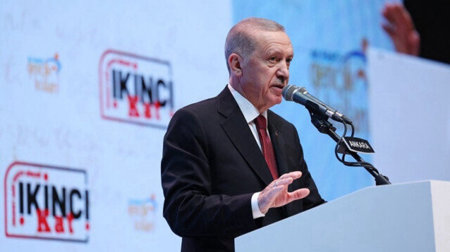 الرئيس التركي يعلن استمرار وقوفه على جانب الحق