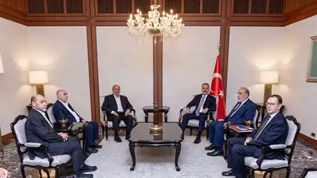 فيدان يستقبل وفد حماس برئاسة خليل الحيّة ويتعهّد بفضح جرائم حكومة نتنياهو في غزة والضفة