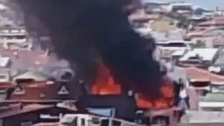 وفاة رجلٍ إثر حريقٍ في شقّةٍ علويّة بحيّ شمسي باشا في غازي عثمان باشا